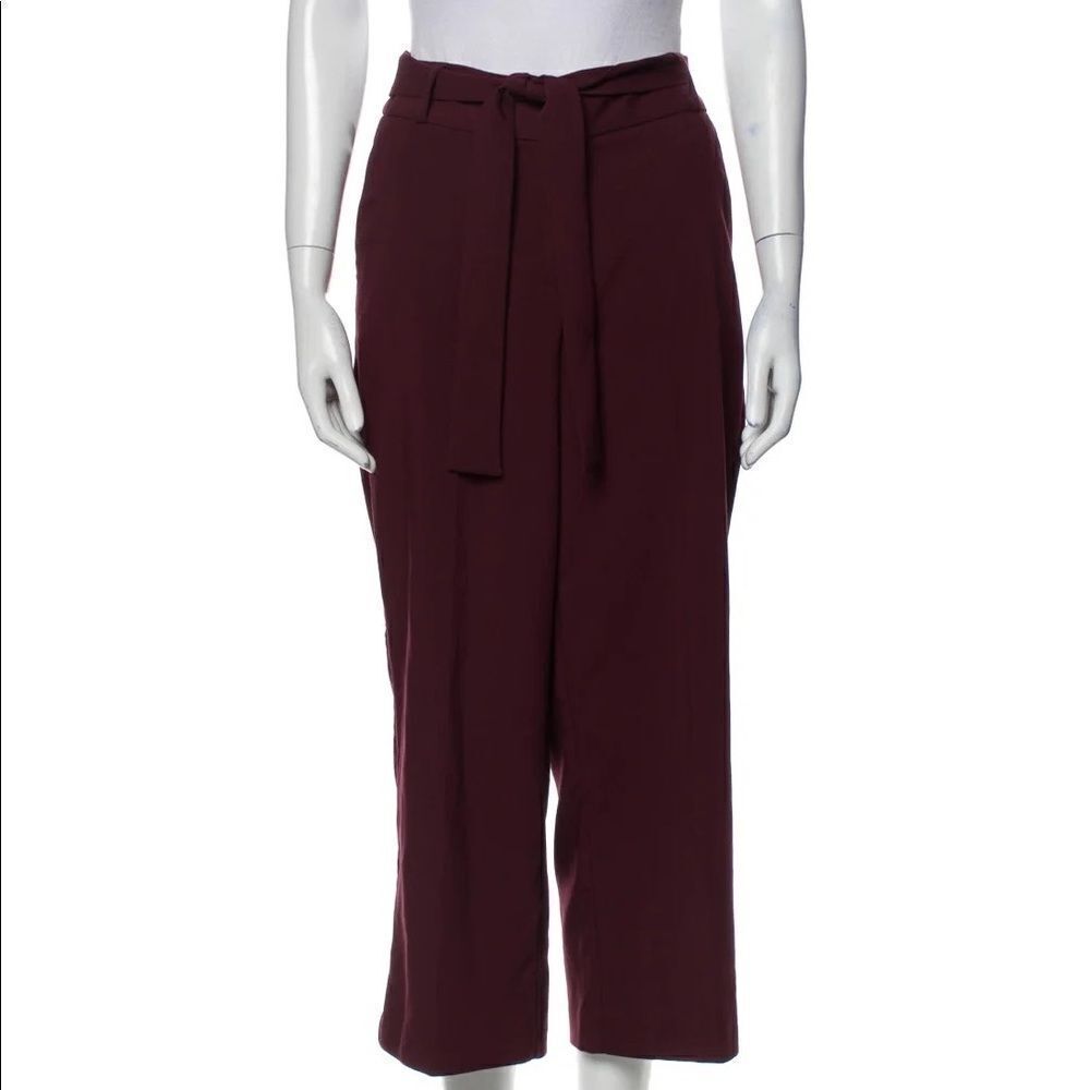 Burgundy wide leg croppedβpants
